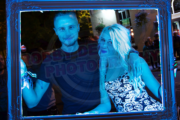 All digital download photos are available for purchase without watermarks
