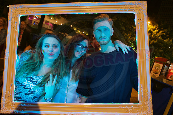 All digital download photos are available for purchase without watermarks