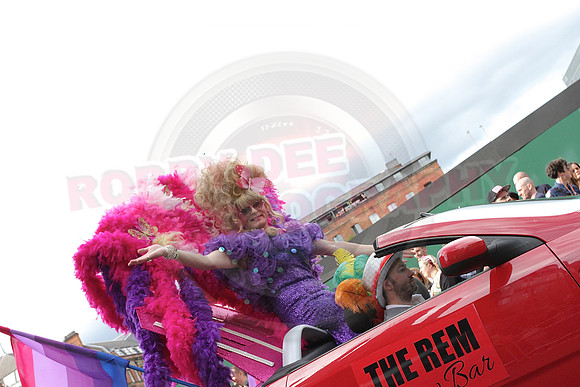 All digital download photos are available for purchase without watermarks