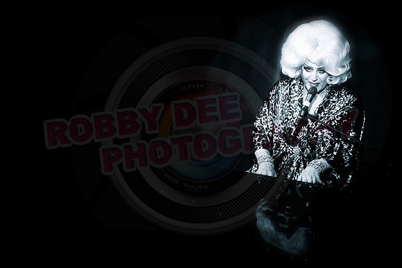 All digital download photos are available for purchase without watermarks