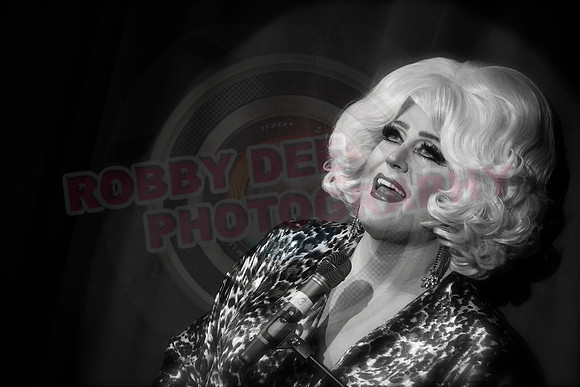 All digital download photos are available for purchase without watermarks