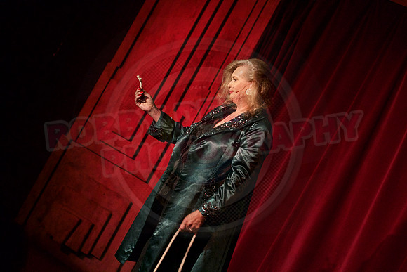 All digital download photos are available for purchase without watermarks