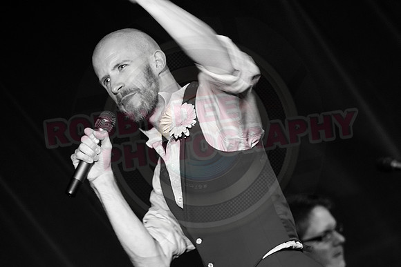 All digital download photos are available for purchase without watermarks
