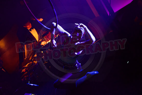 All digital download photos are available for purchase without watermarks
