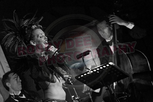 All digital download photos are available for purchase without watermarks