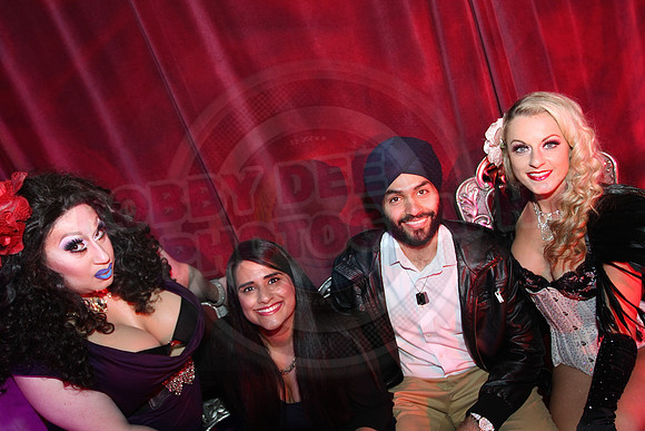 All digital download photos are available for purchase without watermarks