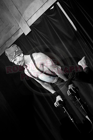 Cabaret Carousel Chrismas Show