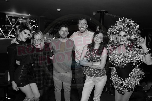 Cabaret Carousel Chrismas Show