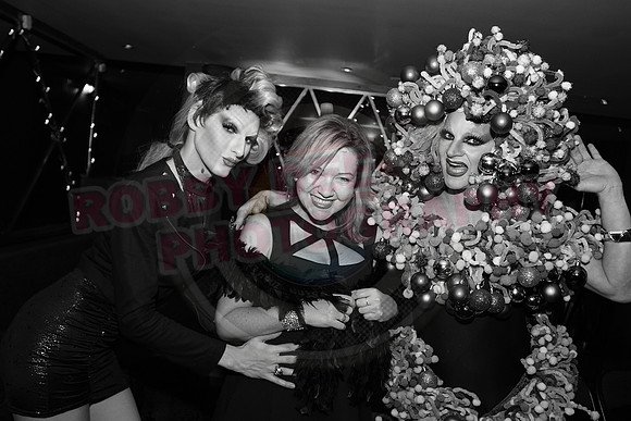 Cabaret Carousel Chrismas Show