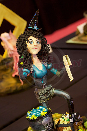 Cake International Gold Silver and bronze