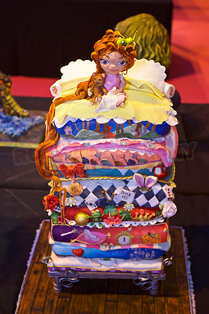 Cake International Gold Silver and bronze