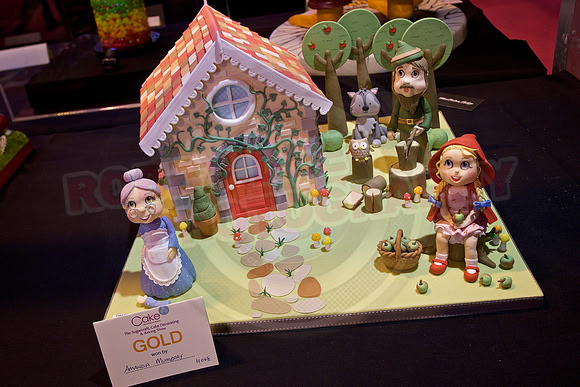 Cake International Gold Silver and bronze