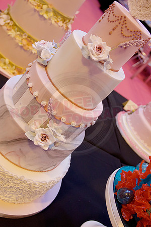 Wedding Cakes Gold, Silver & Bronze