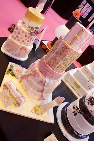 Wedding Cakes Gold, Silver & Bronze