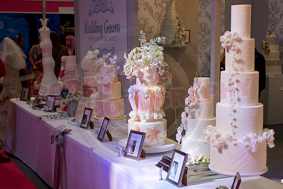 Wedding Cakes Through The Ages
