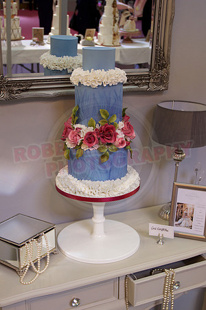 Wedding Cakes Through The Ages