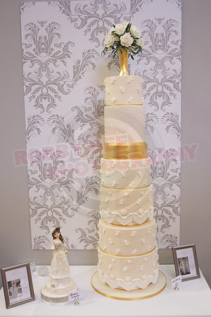 Wedding Cakes Through The Ages
