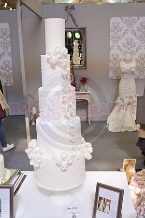 Wedding Cakes Through The Ages