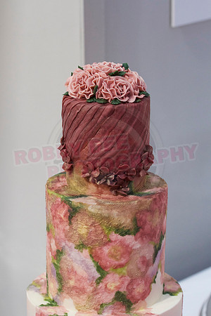 Wedding Cakes Through The Ages