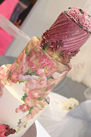 Wedding Cakes Through The Ages