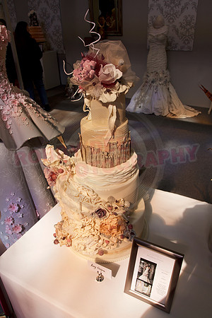 Wedding Cakes Through The Ages
