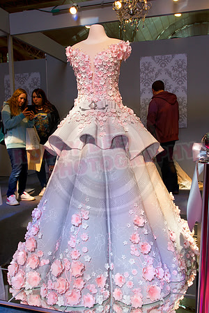 Wedding Cakes Through The Ages