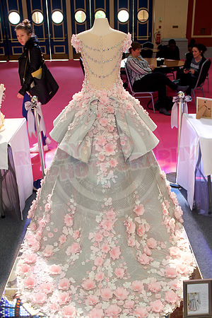 Wedding Cakes Through The Ages