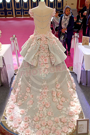 Wedding Cakes Through The Ages