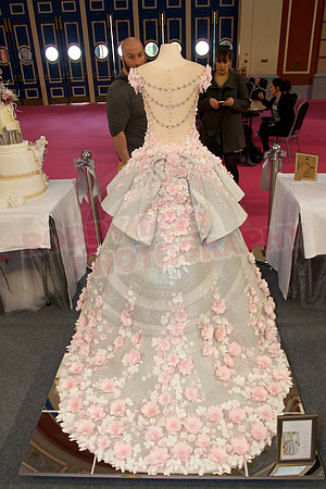 Wedding Cakes Through The Ages