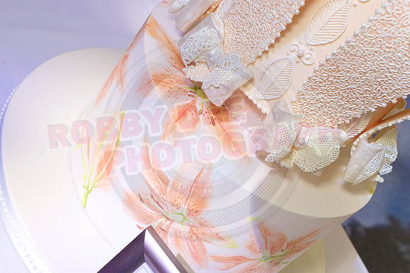 Wedding Cakes Through The Ages