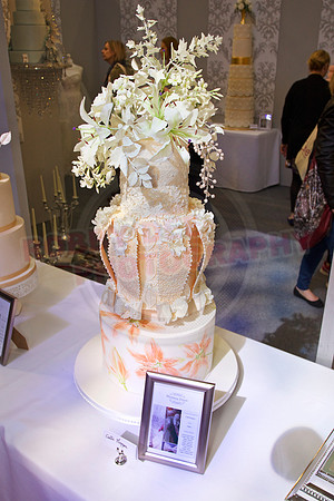 Wedding Cakes Through The Ages