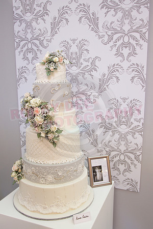 Wedding Cakes Through The Ages