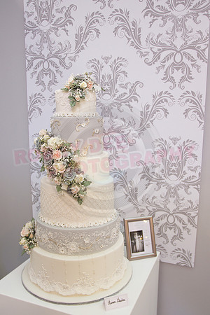 Wedding Cakes Through The Ages