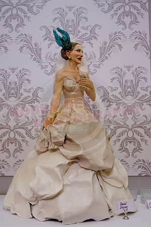Wedding Cakes Through The Ages