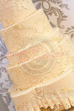 Wedding Cakes Through The Ages