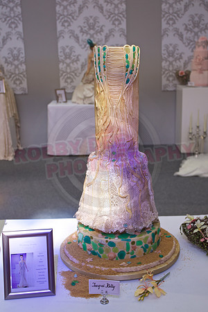 Wedding Cakes Through The Ages