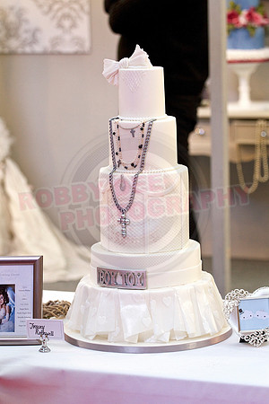 Wedding Cakes Through The Ages