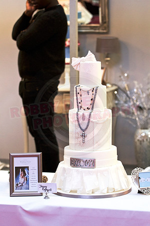 Wedding Cakes Through The Ages