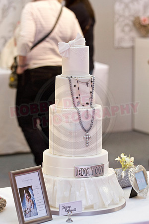 Wedding Cakes Through The Ages