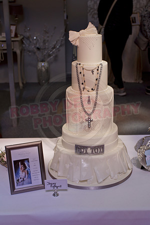 Wedding Cakes Through The Ages