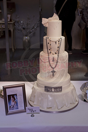 Wedding Cakes Through The Ages