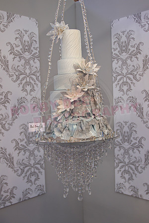 Wedding Cakes Through The Ages