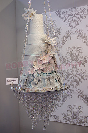 Wedding Cakes Through The Ages