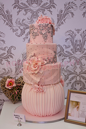 Wedding Cakes Through The Ages