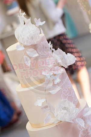 Wedding Cakes Through The Ages