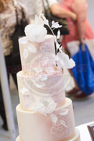 Wedding Cakes Through The Ages