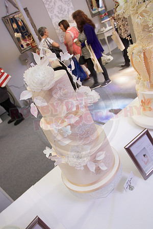 Wedding Cakes Through The Ages