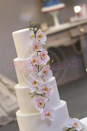 Wedding Cakes Through The Ages