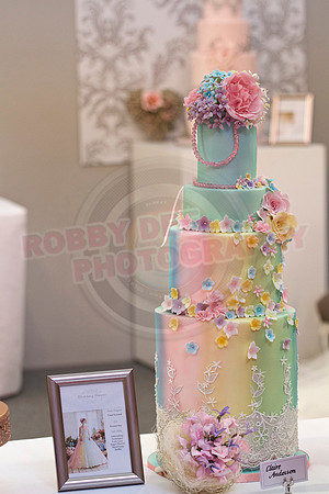 Wedding Cakes Through The Ages