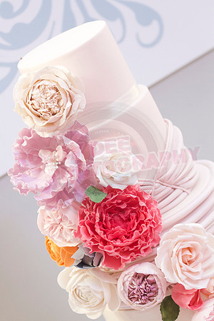 Wedding Cakes Through The Ages